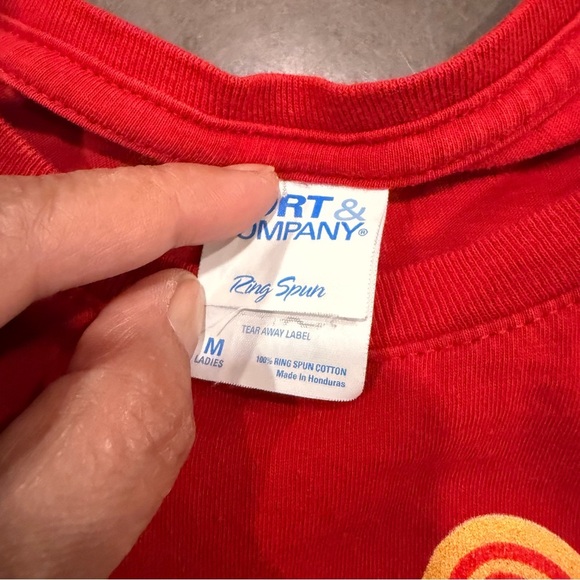 Sanrio Red and Pink Hello Kitty Short Sleeve Tees misc bundle size M - Picture 9 of 16